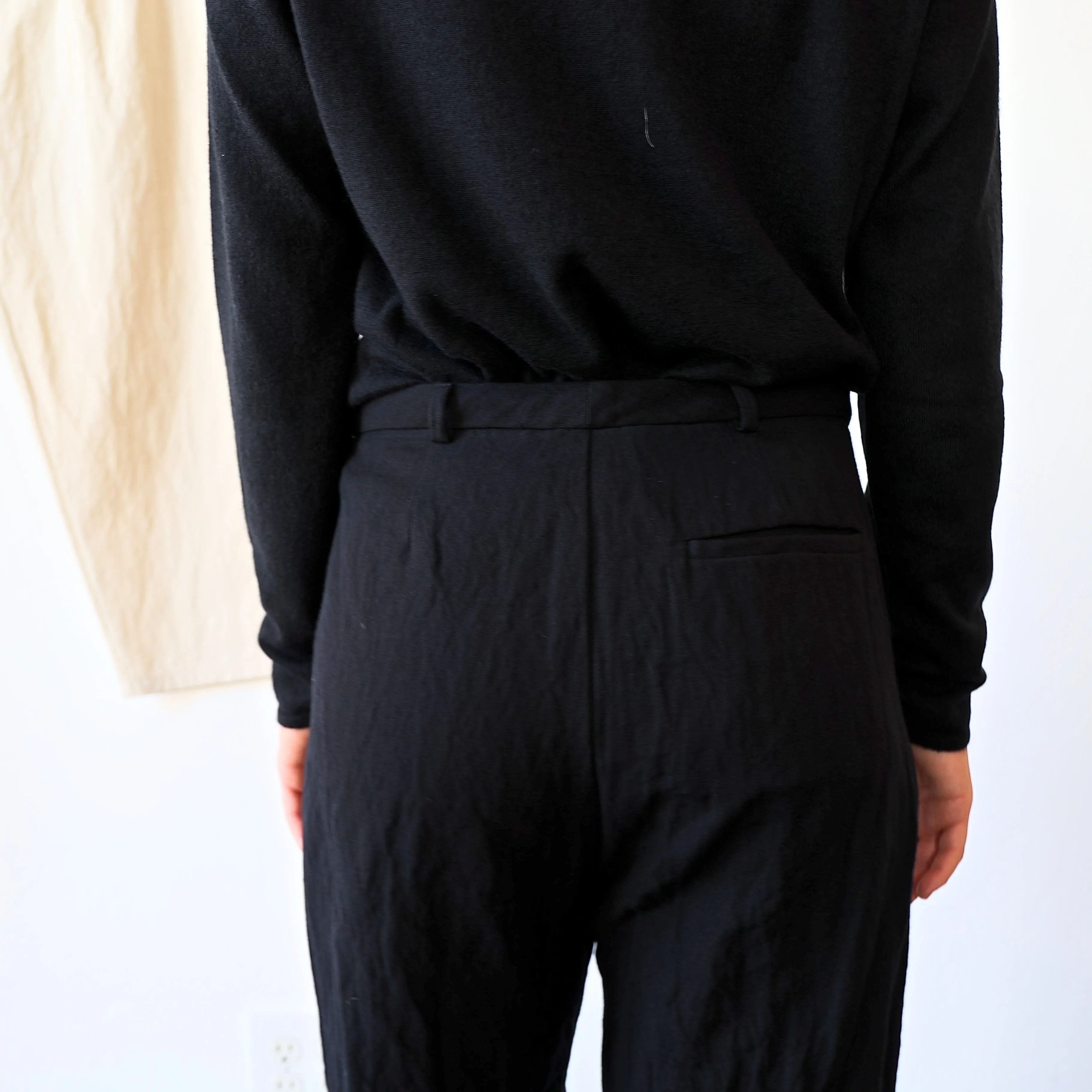 Apuntob Pleated Trousers - Black Cotton/Wool