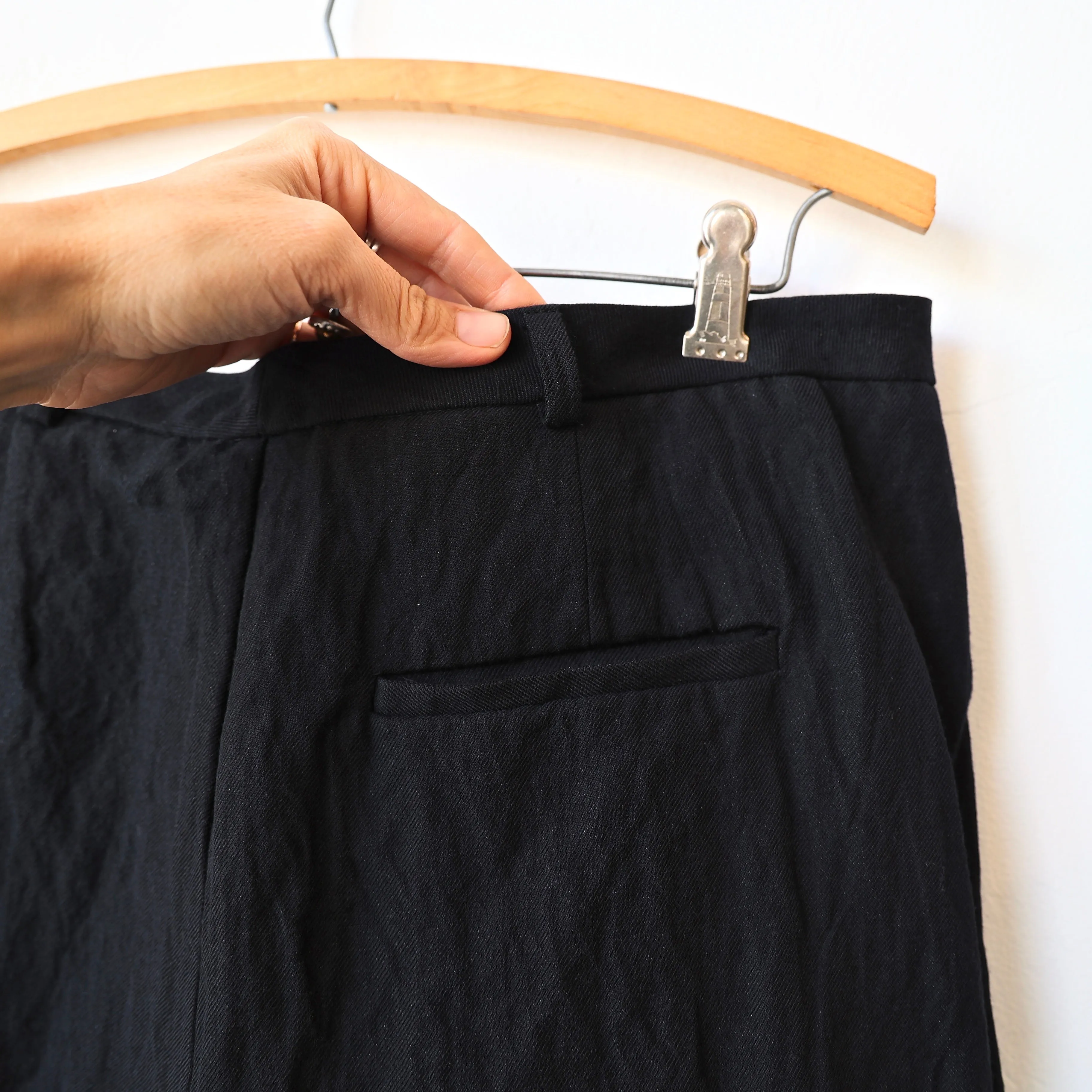 Apuntob Pleated Trousers - Black Cotton/Wool