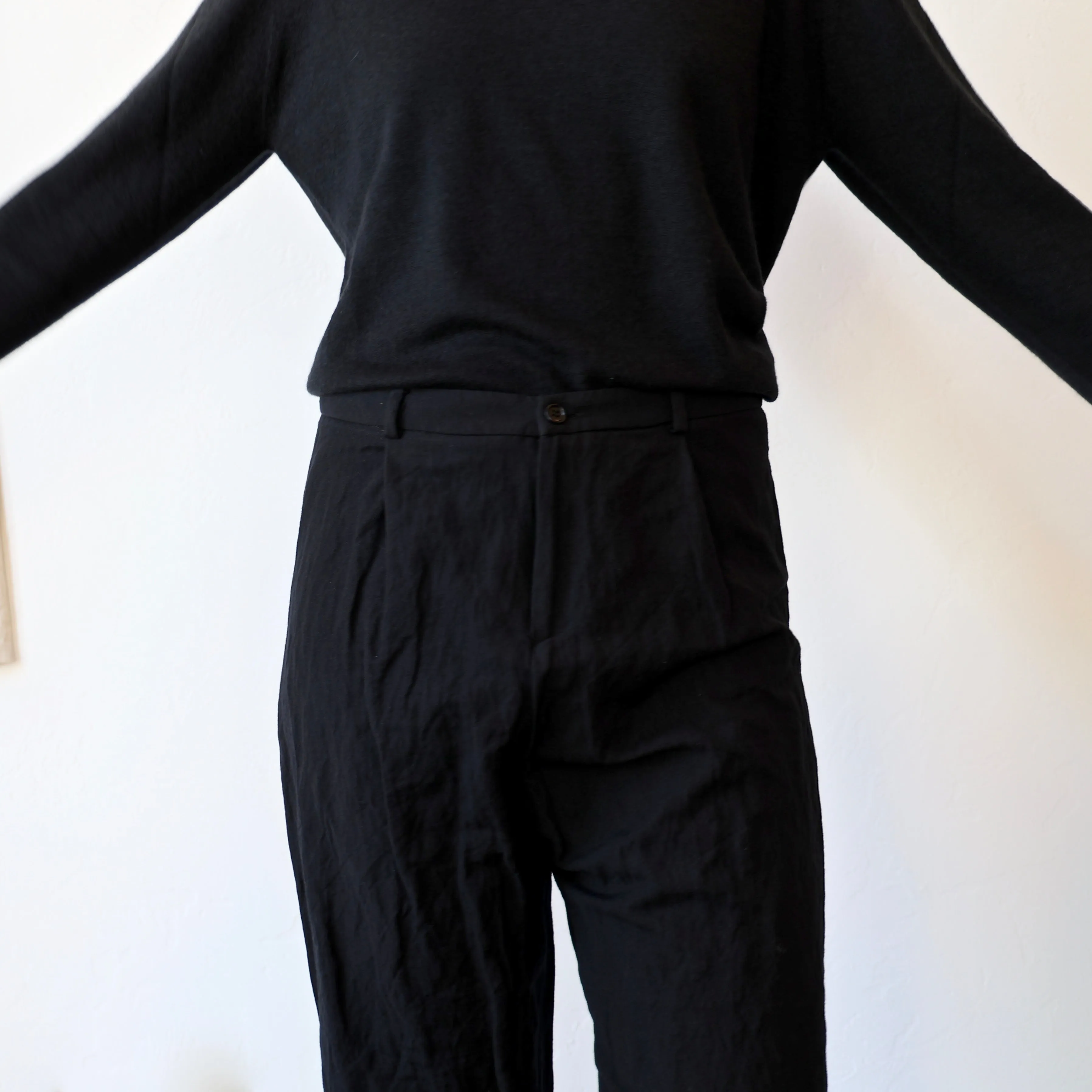 Apuntob Pleated Trousers - Black Cotton/Wool