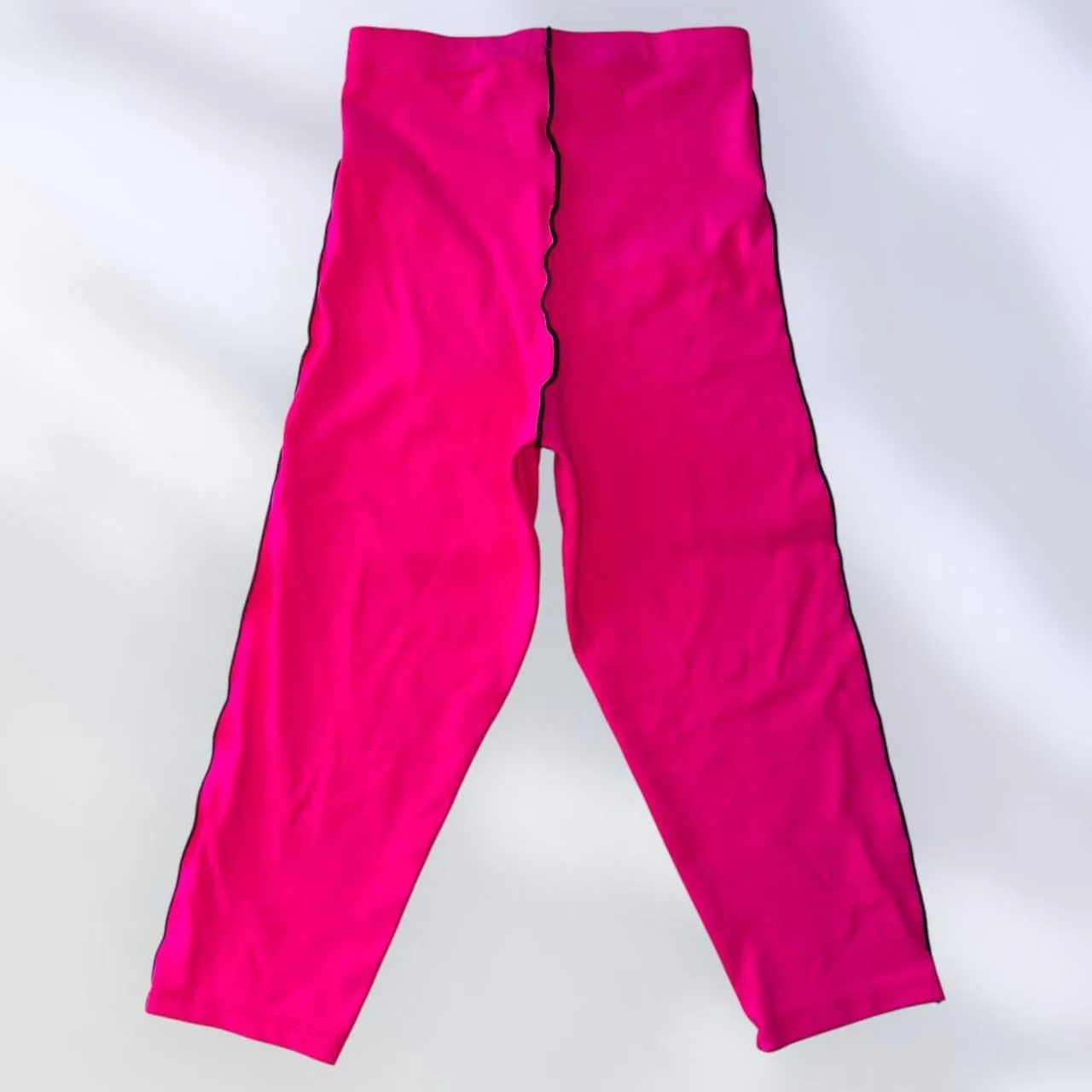Athletic Loungewear High-Waisted Capri Compression Legging | USA-Made Vintage