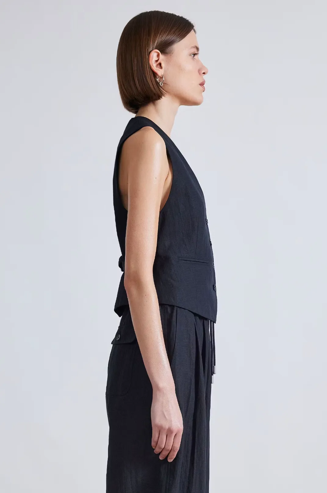 Cecilia Vest, Black