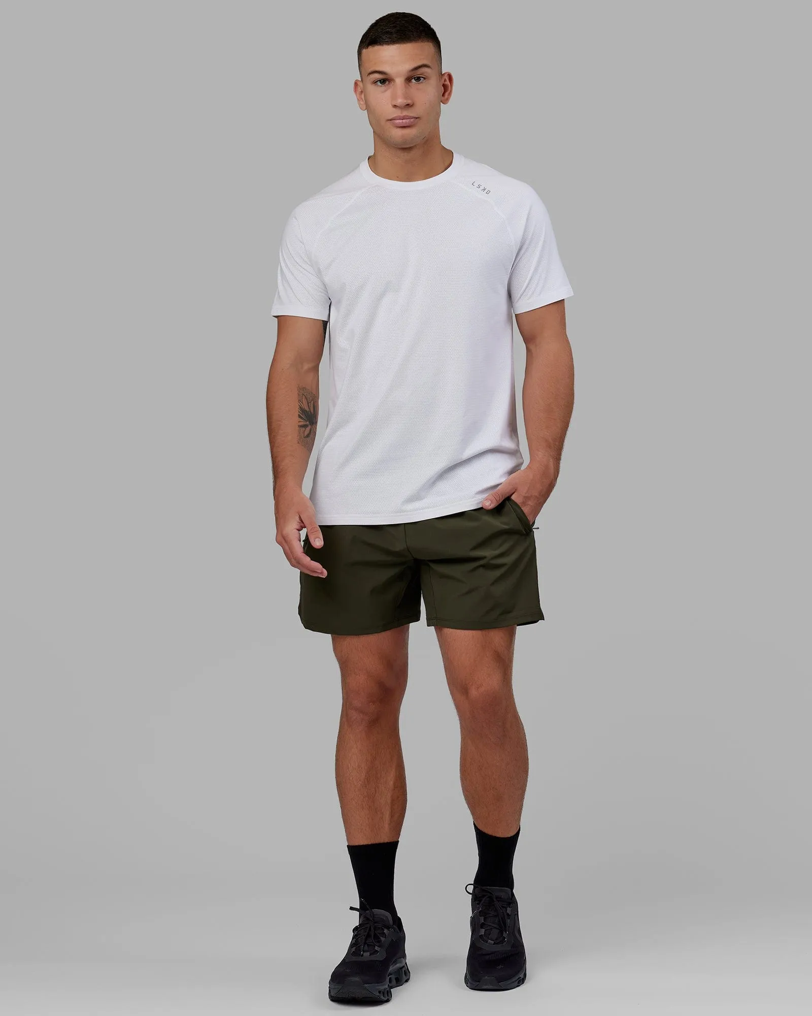 Challenger 6" Performance Shorts - Forest Night