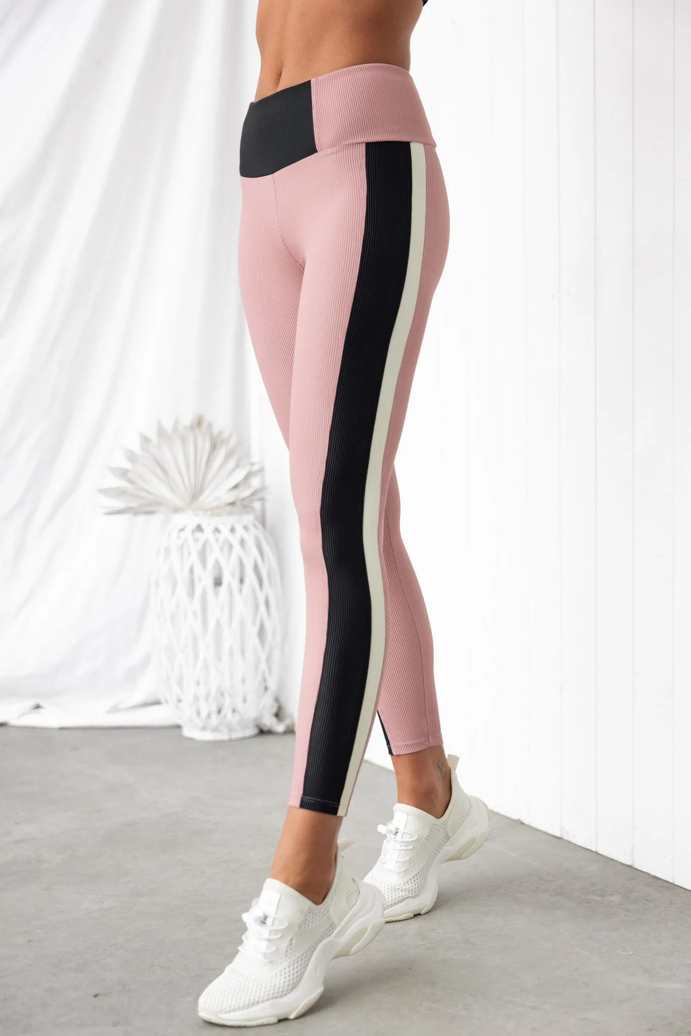 Colour Block Rib Leggings - Antique Rose/Black