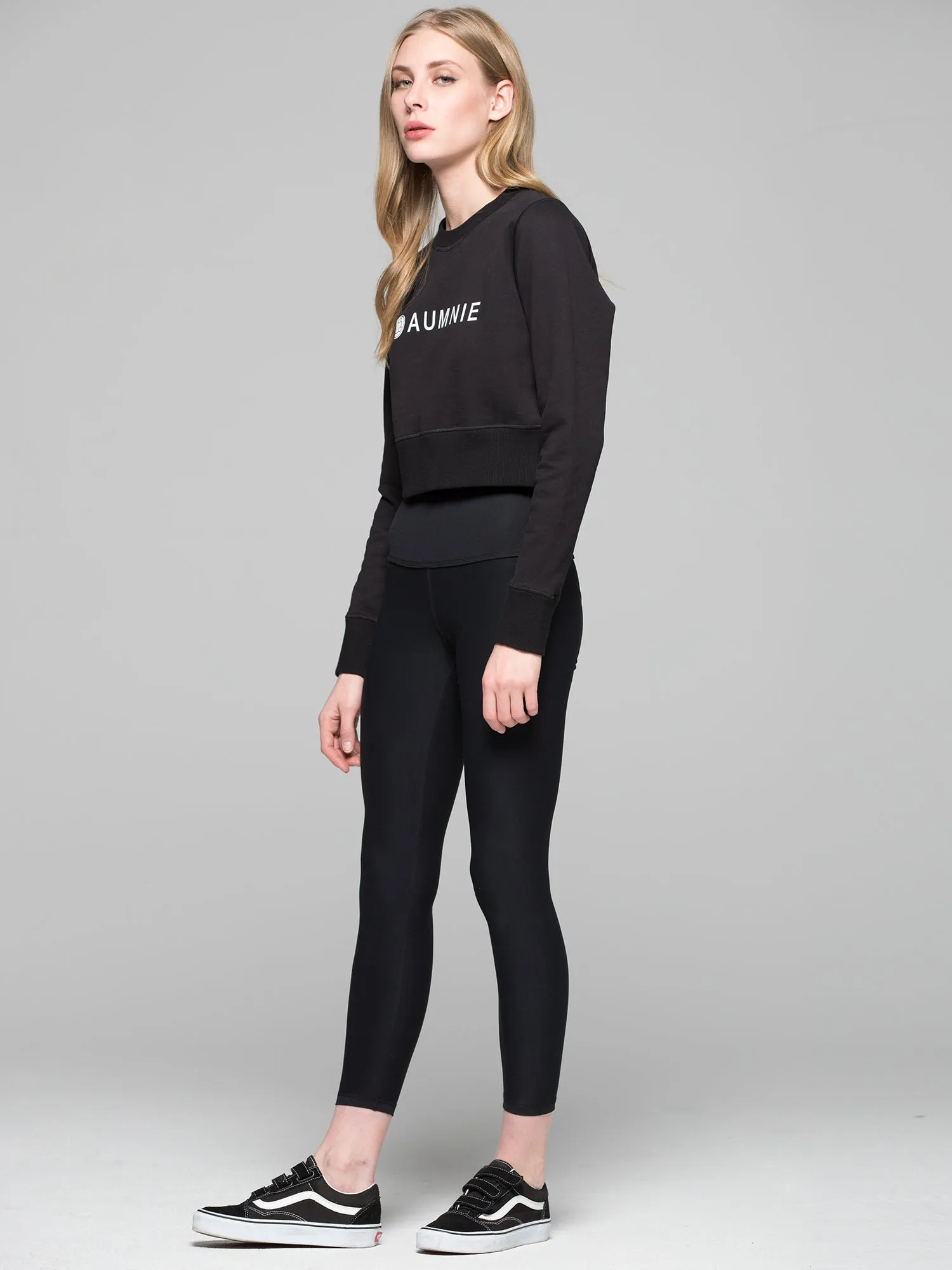CROPPED SWEATSHIRT