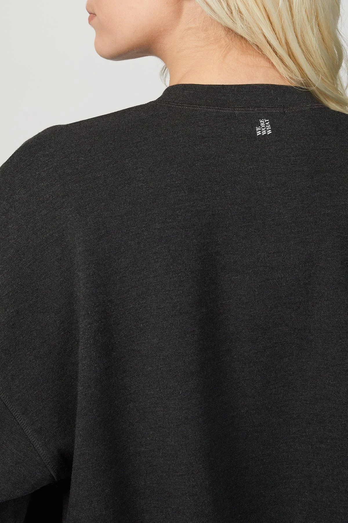 CROPPED SWEATSHIRT