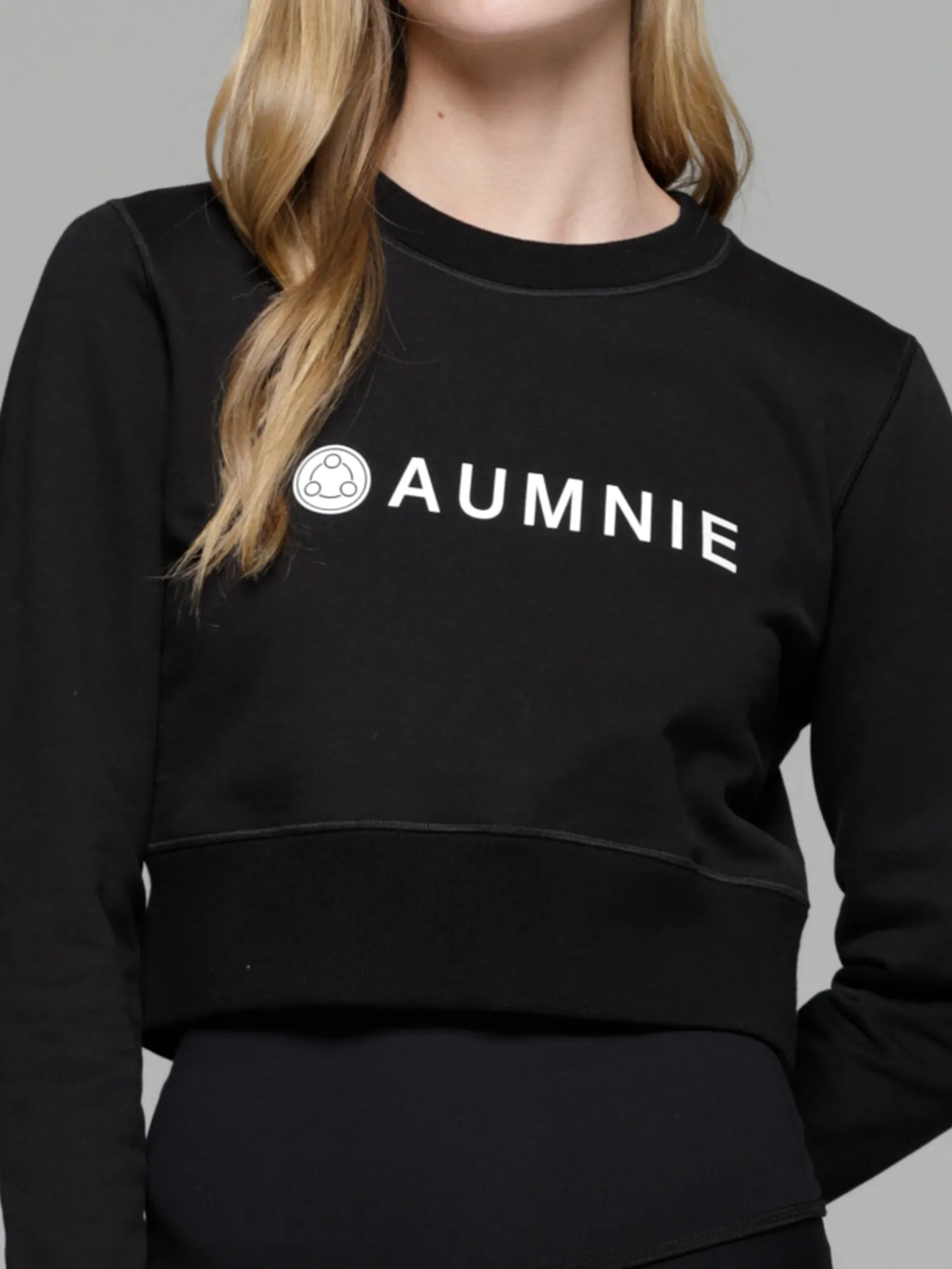 CROPPED SWEATSHIRT