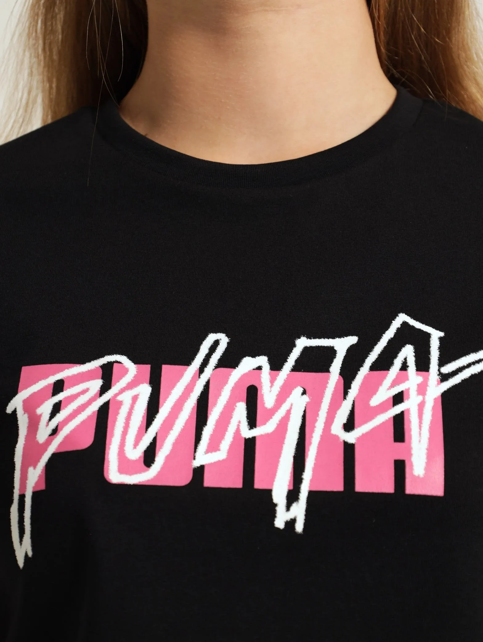 Essential Logo Tee - Black