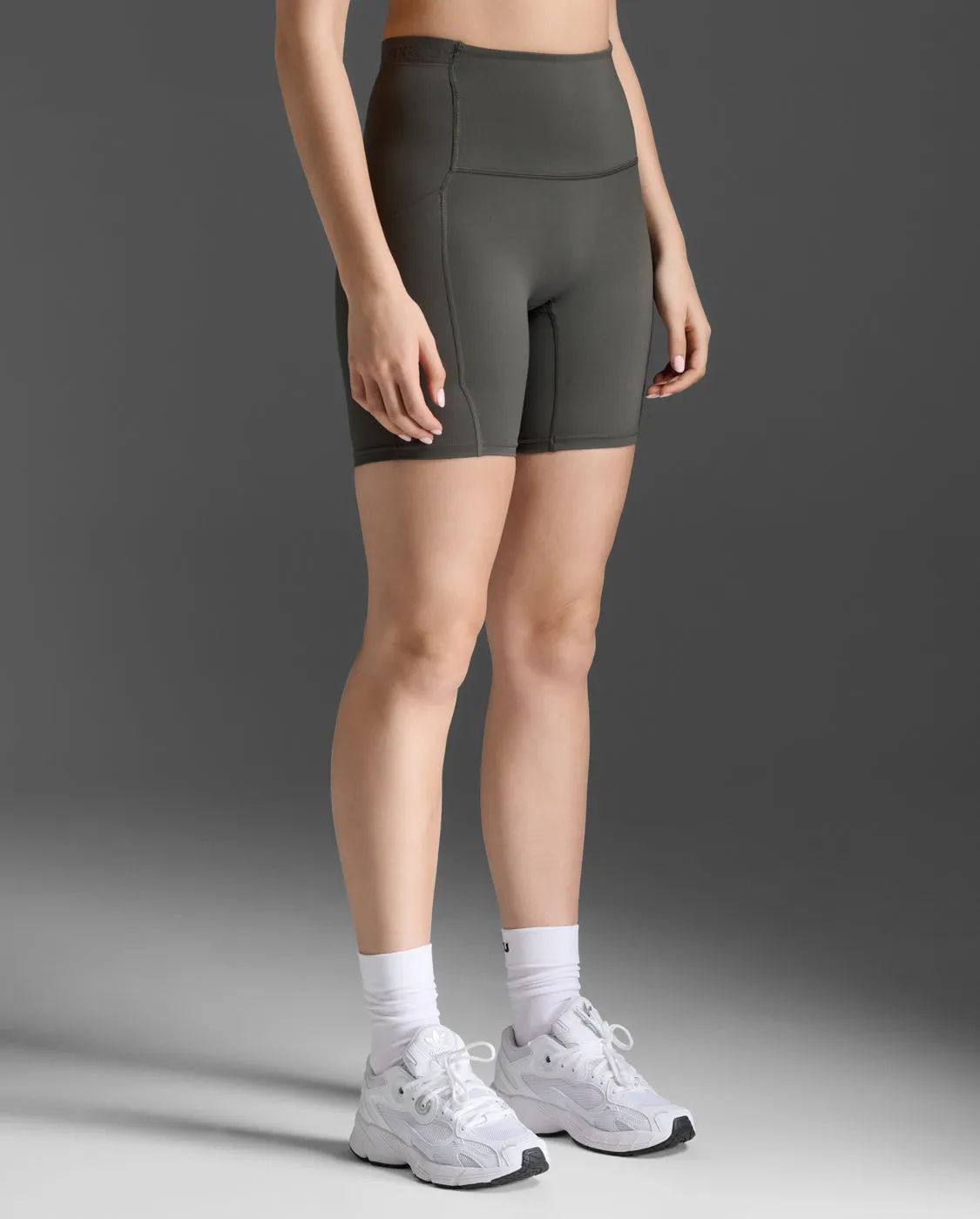 Form Stash Hi-Rise 6" Bike Short with Pockets