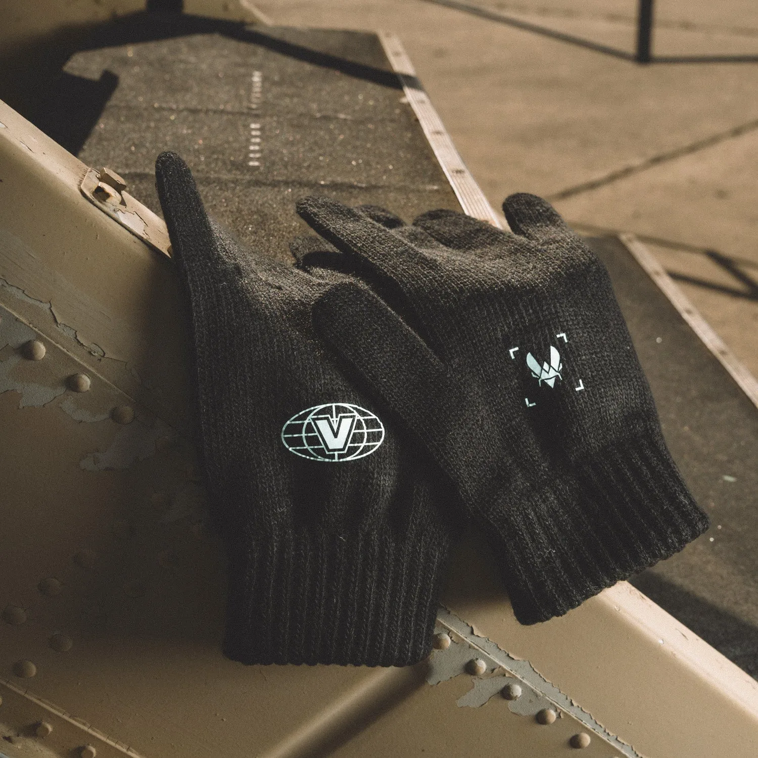 Gants Black Airline