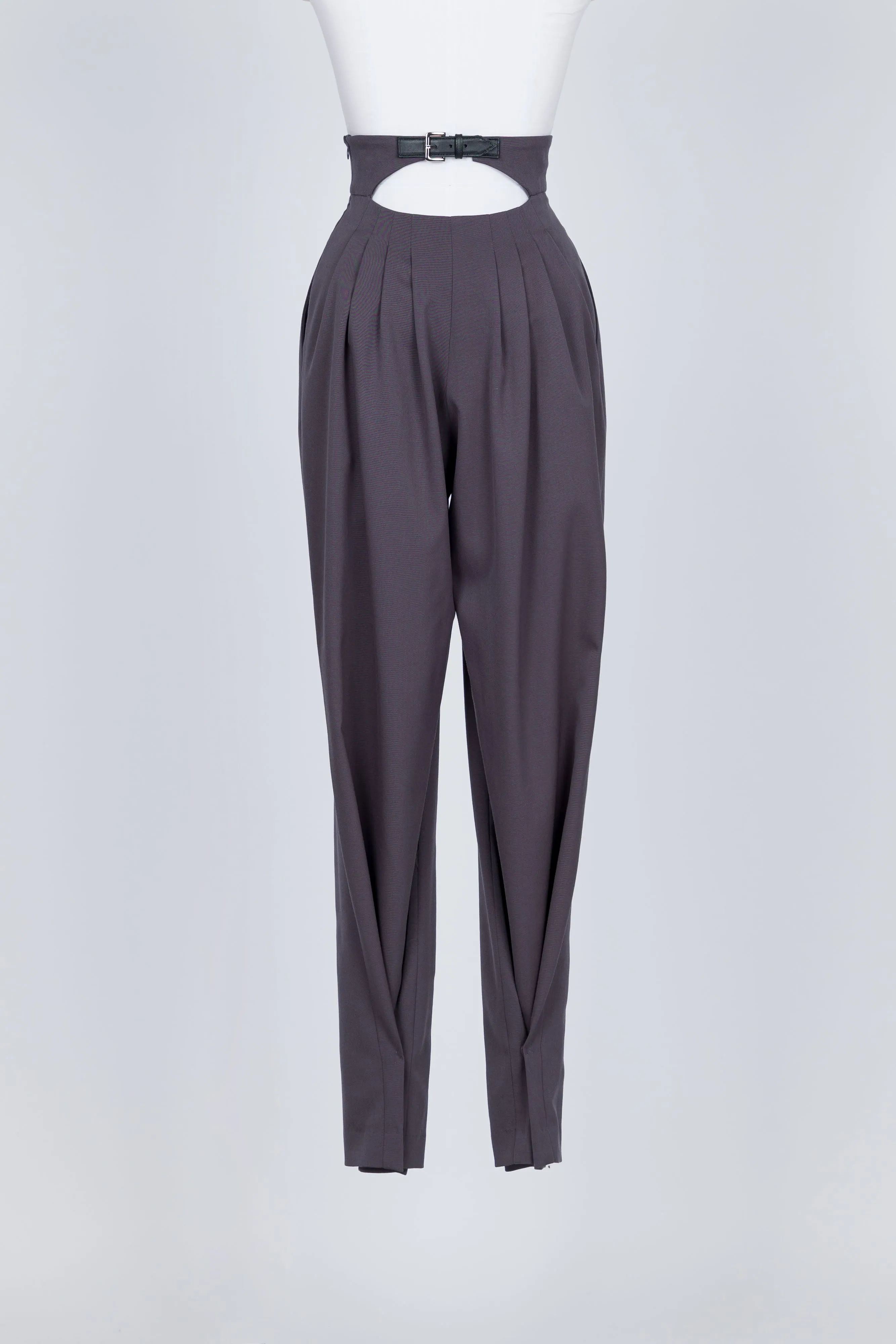 HIGH-WAIST PLEATED TROUSERS