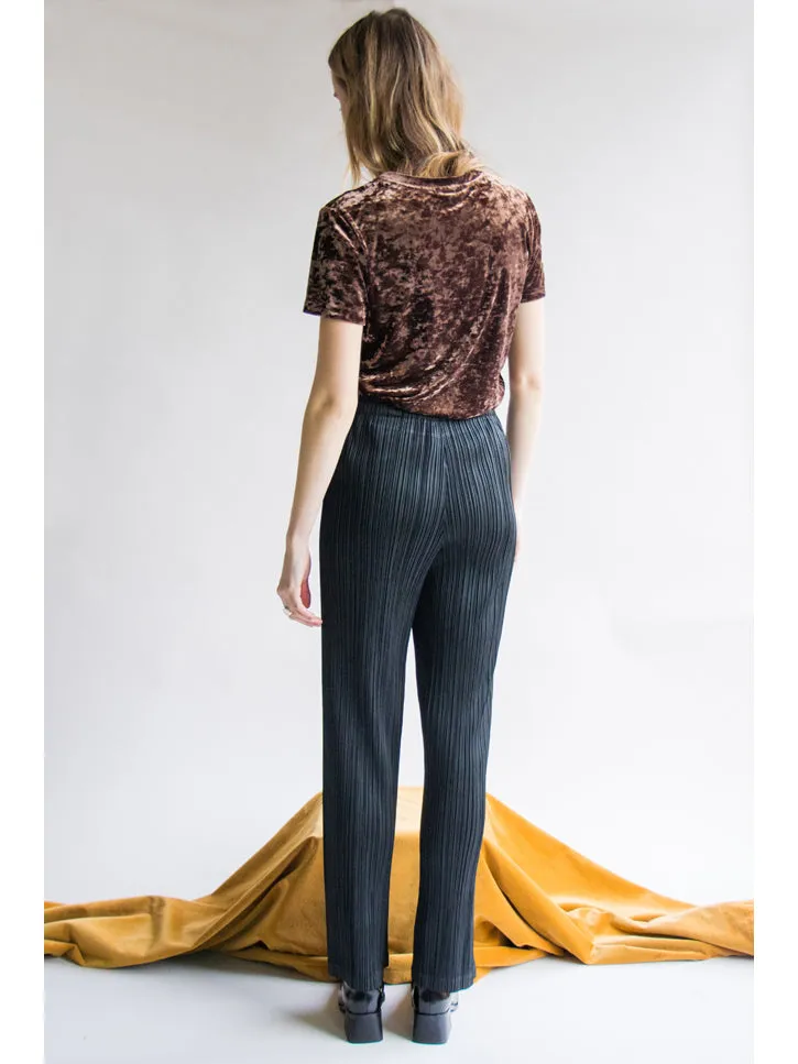 Issey Miyake Classic Straight Trouser, Black