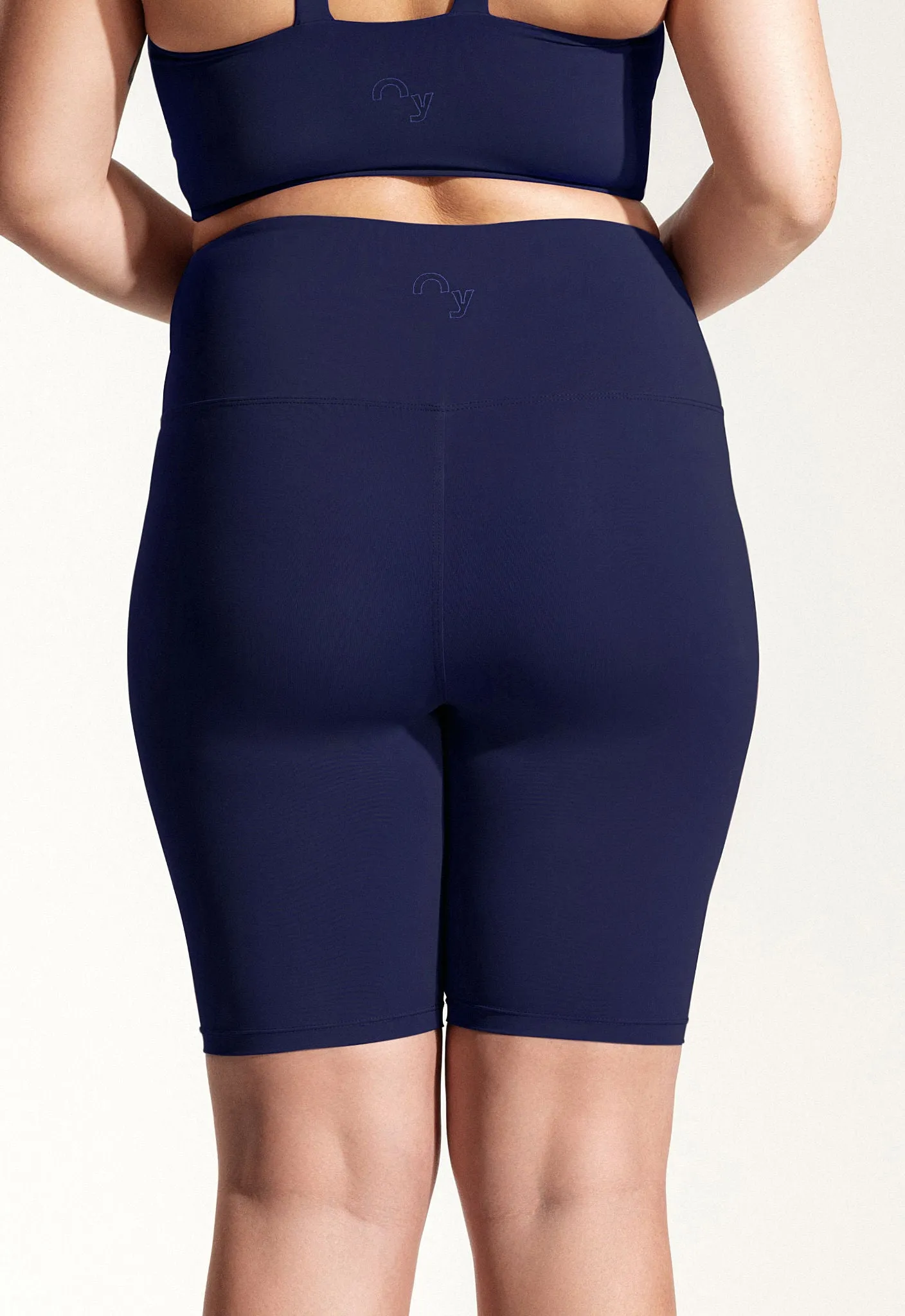 Kurze Yoga Leggings „Galena “ in Dunkelblau