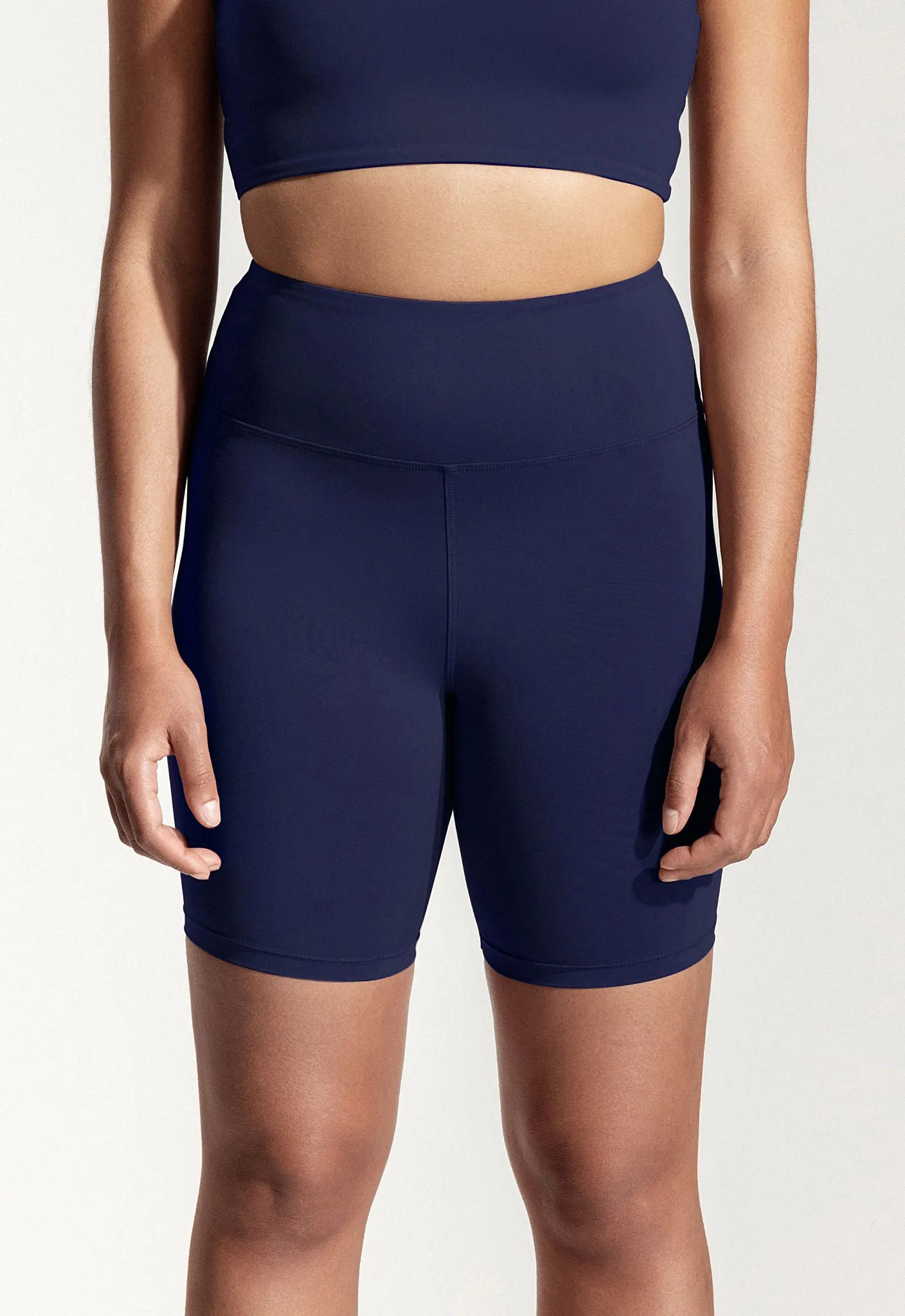 Kurze Yoga Leggings „Galena “ in Dunkelblau