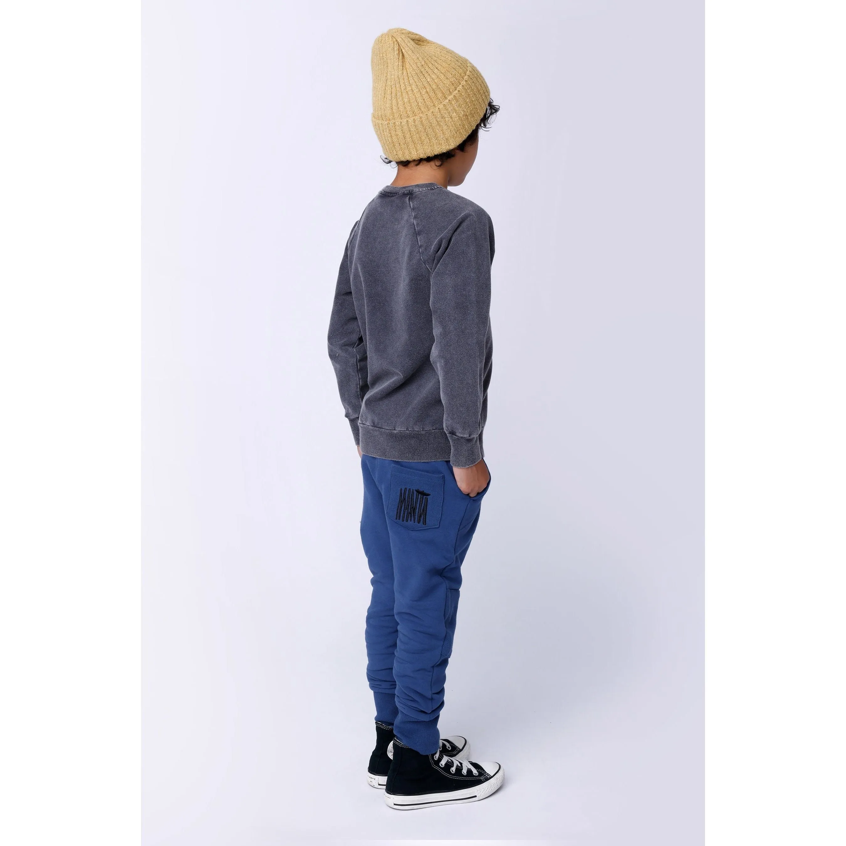 Logo Crew - Black Wash