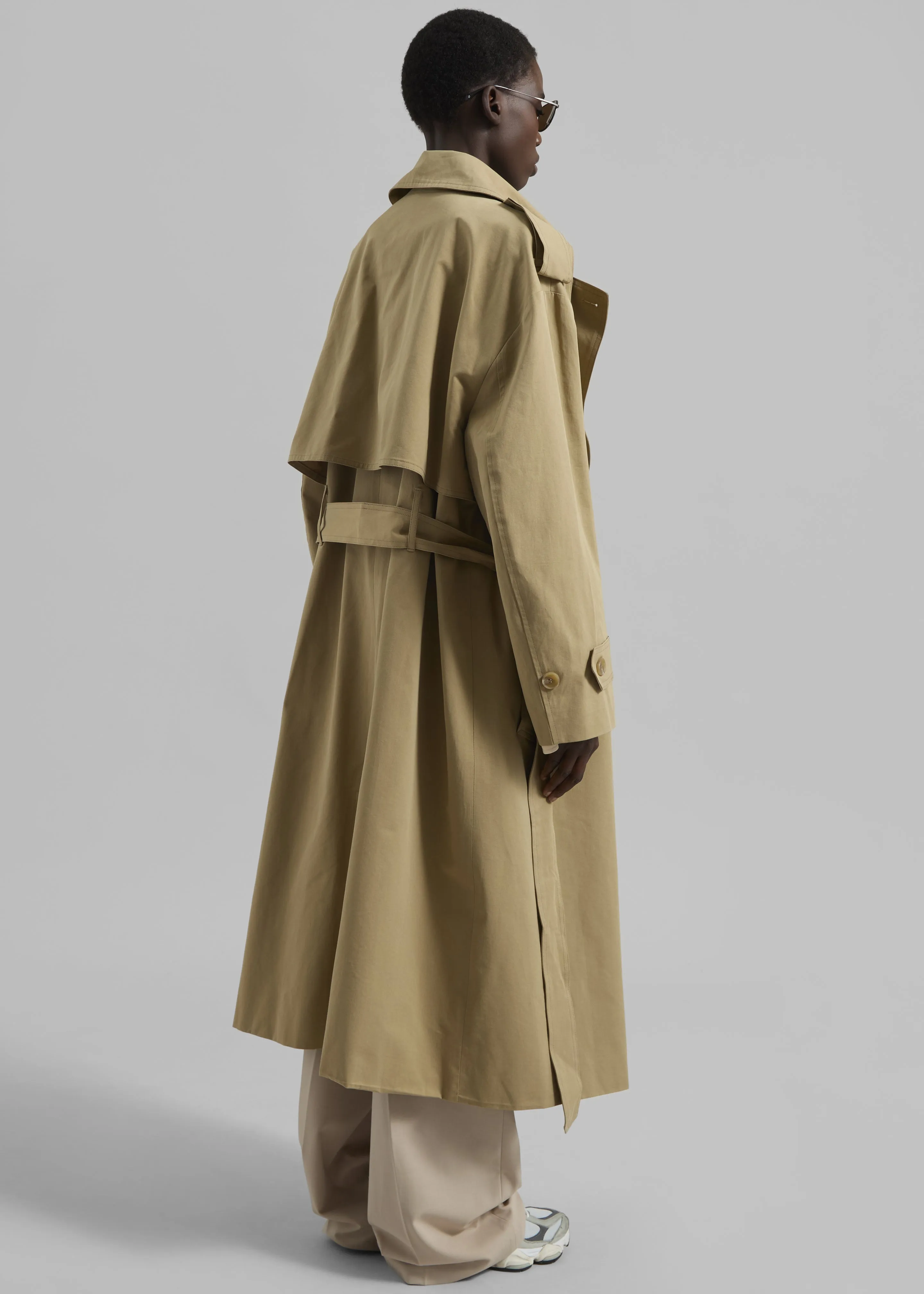 Nabesna Trench Coat - Beige
