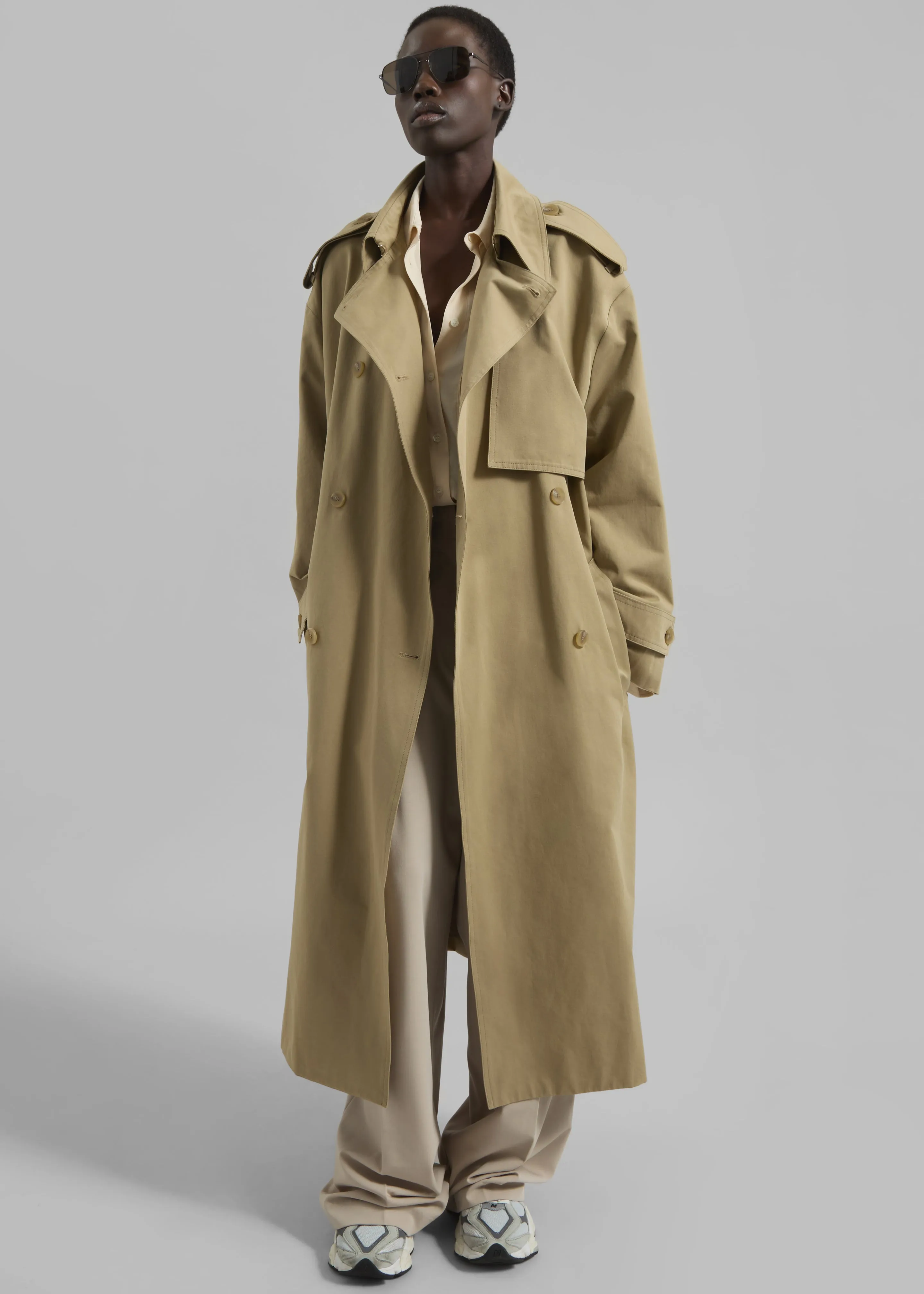 Nabesna Trench Coat - Beige