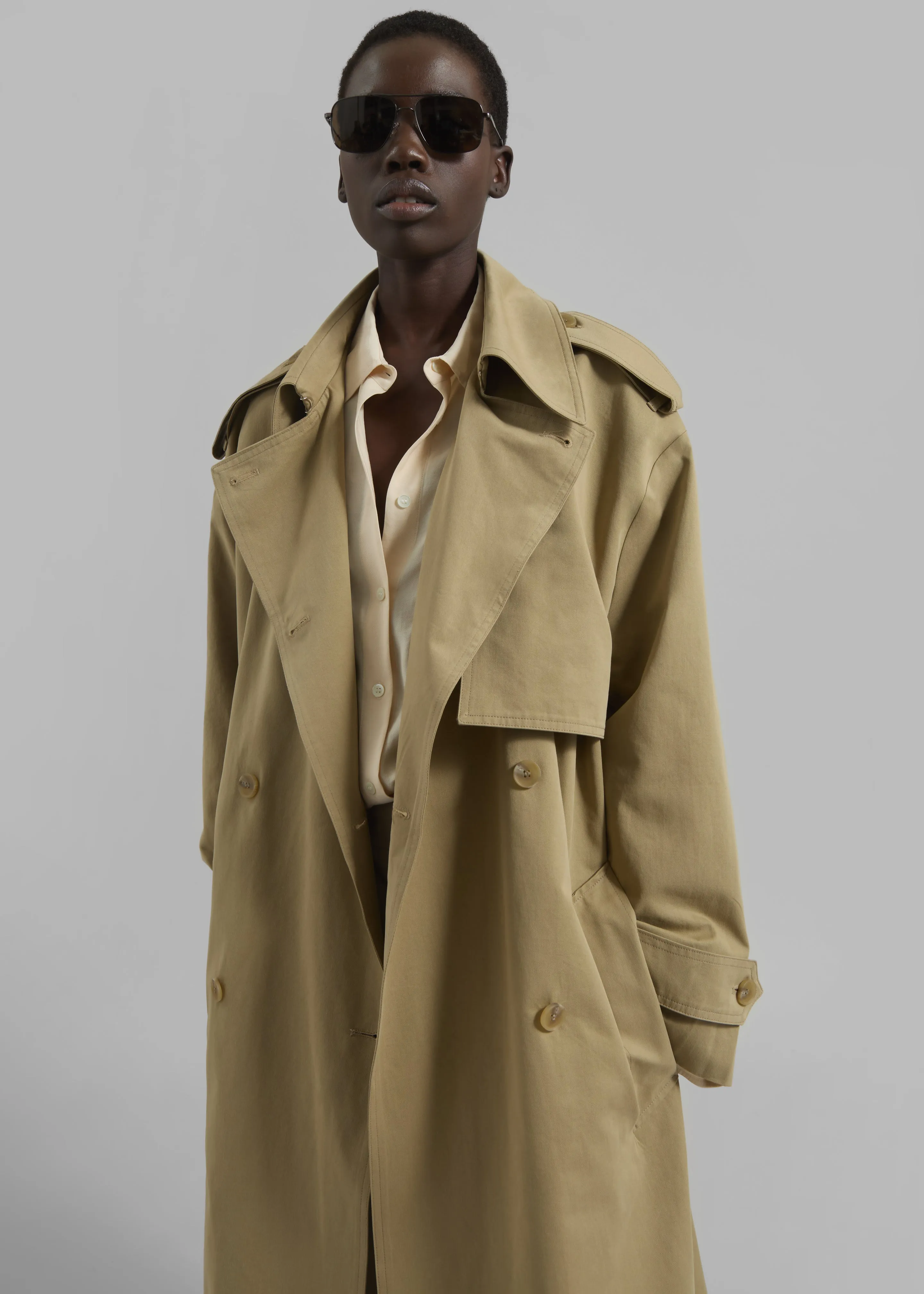 Nabesna Trench Coat - Beige