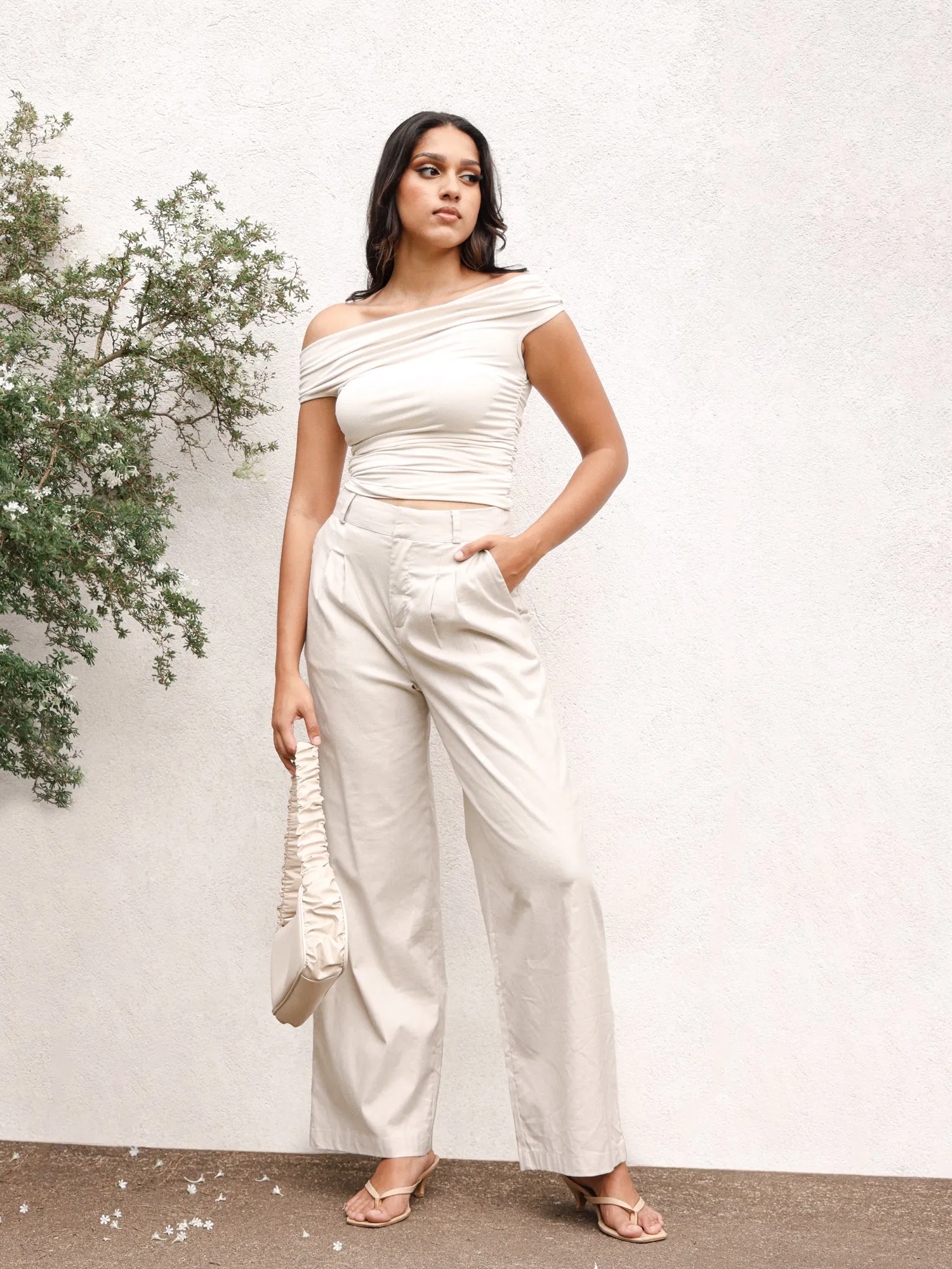 Pleated Detailed High Waist Pant