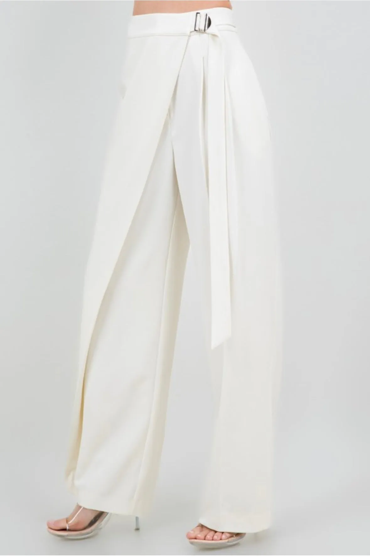PLEATED TROUSERS - IVORY
