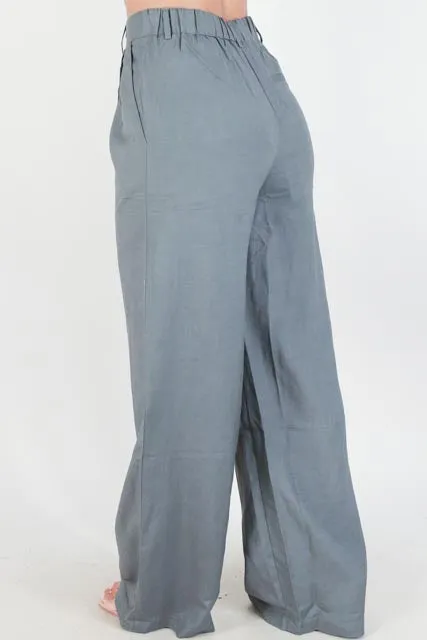 PLEATED TROUSERS WITH POCKETS