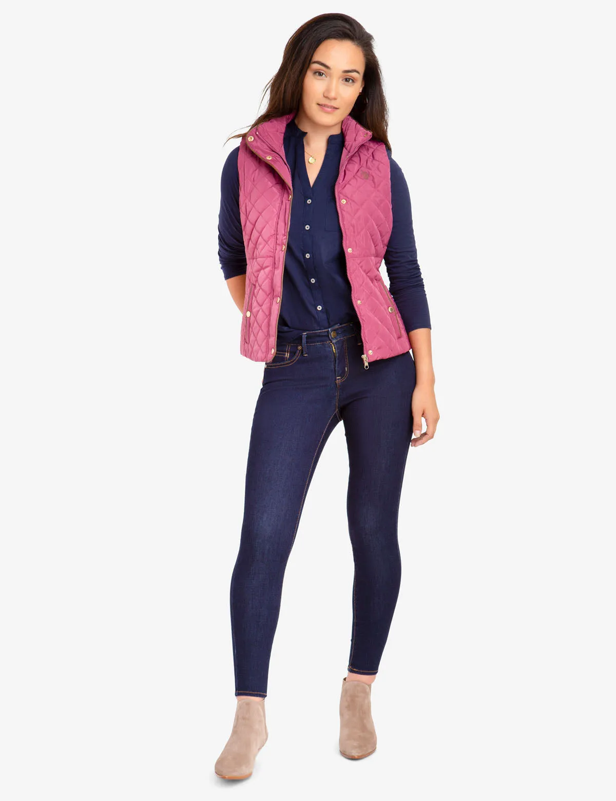 QUILTED VEST WITH FAUX LEATHER PIPING