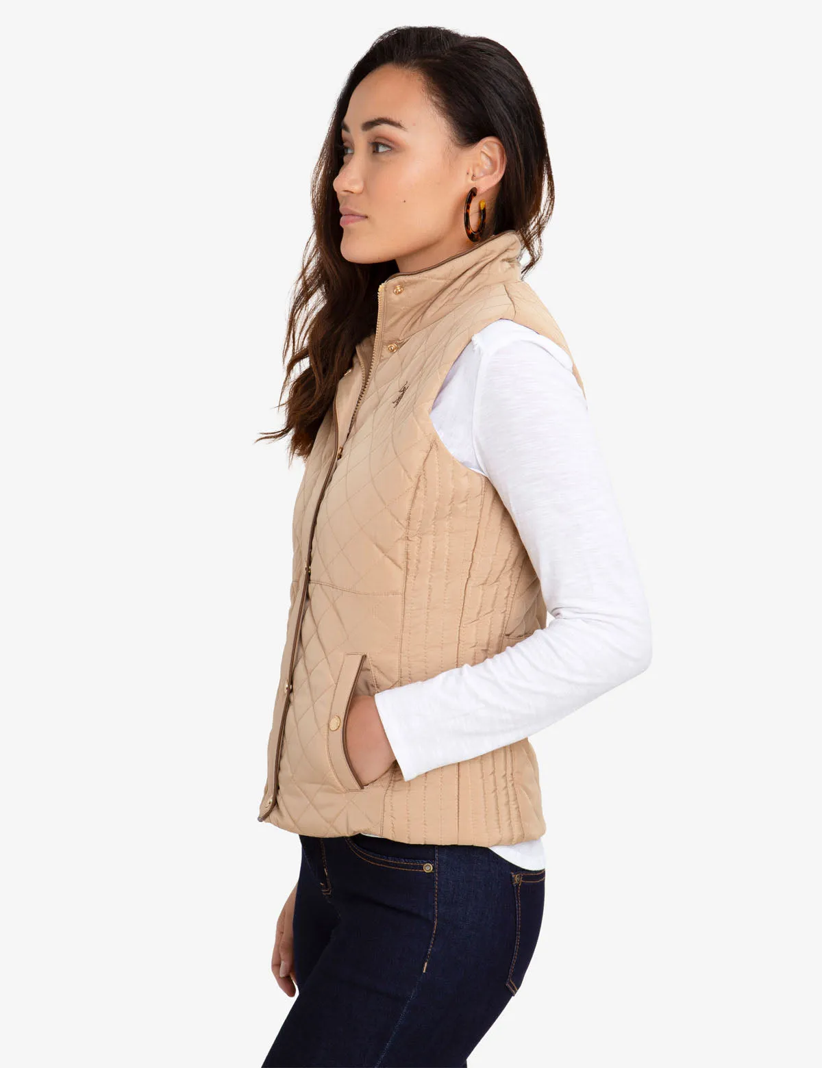 QUILTED VEST WITH FAUX LEATHER PIPING