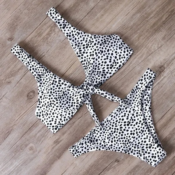 Reka's Bikinis