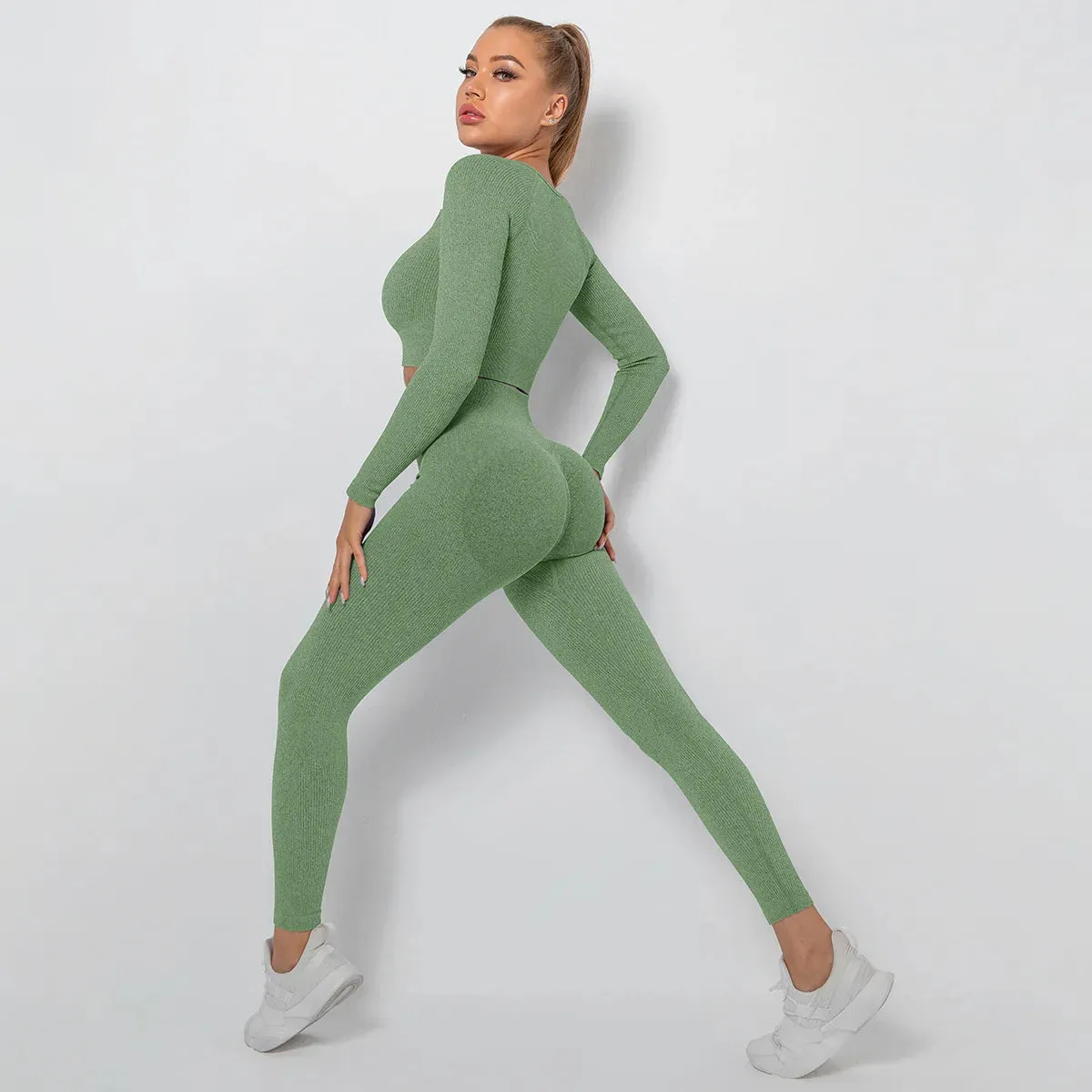 Seamless Yoga Set for Women - Long Sleeve Crop Top and High Waist Leggings
