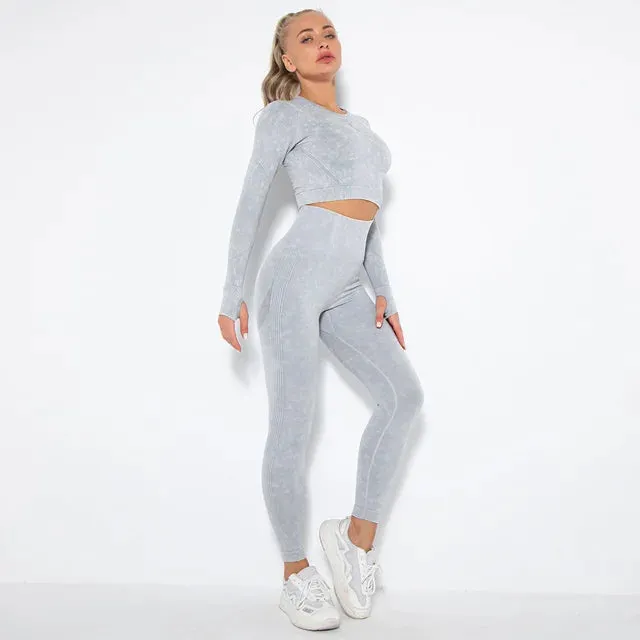 Seamless Yoga Set for Women - Long Sleeve Crop Top   High Waist Leggings