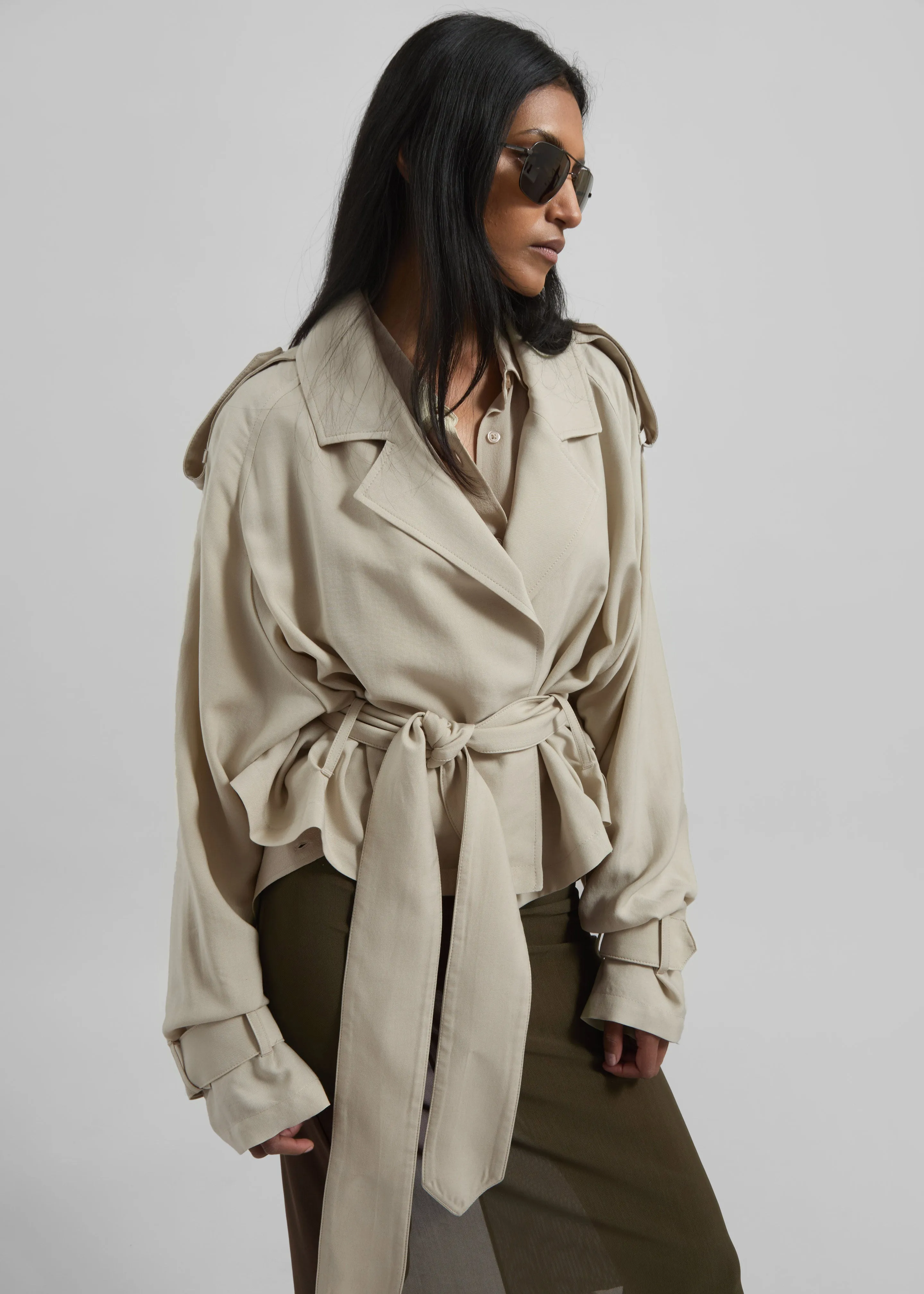 Simona Short Trench - Cement