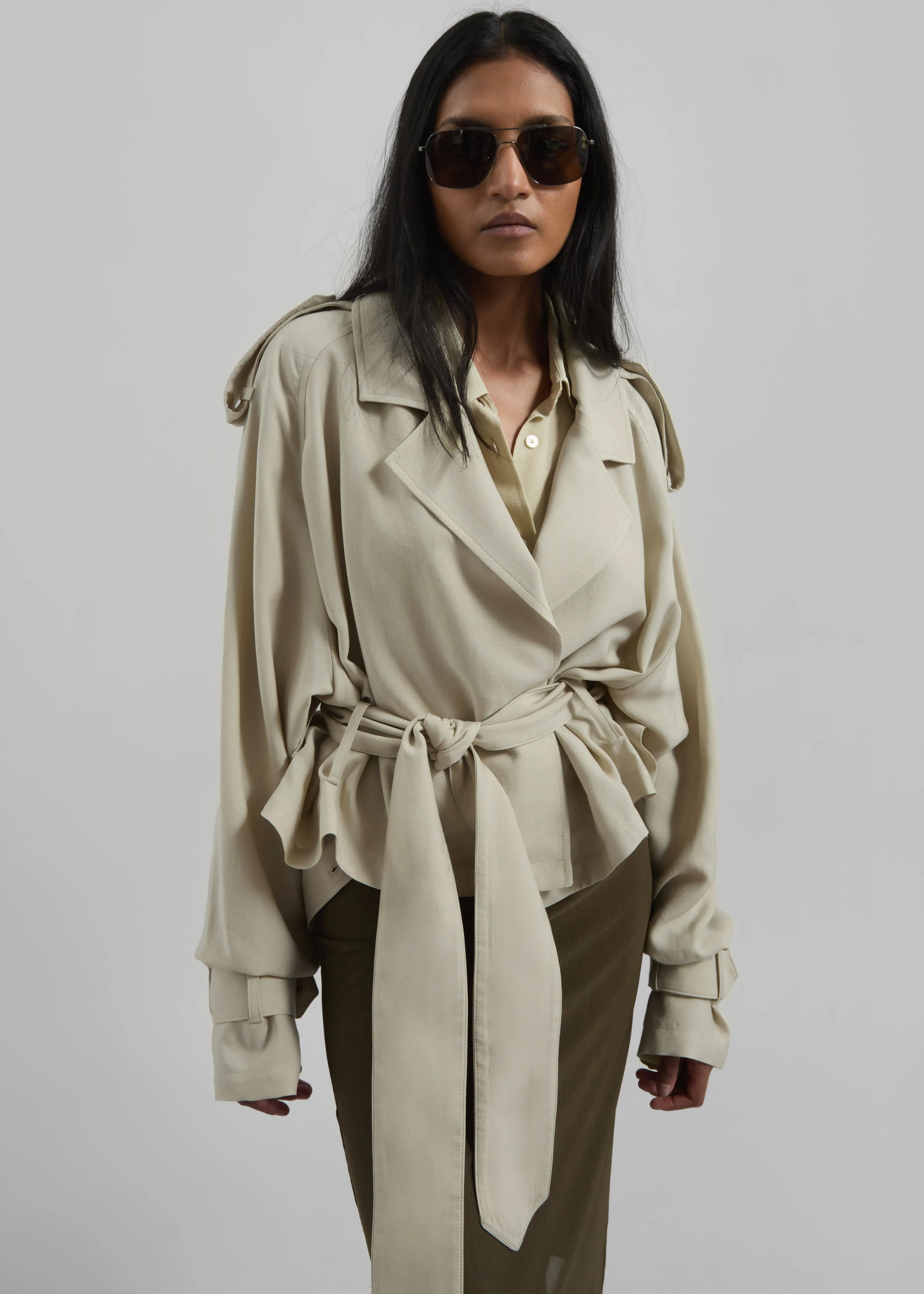Simona Short Trench - Cement
