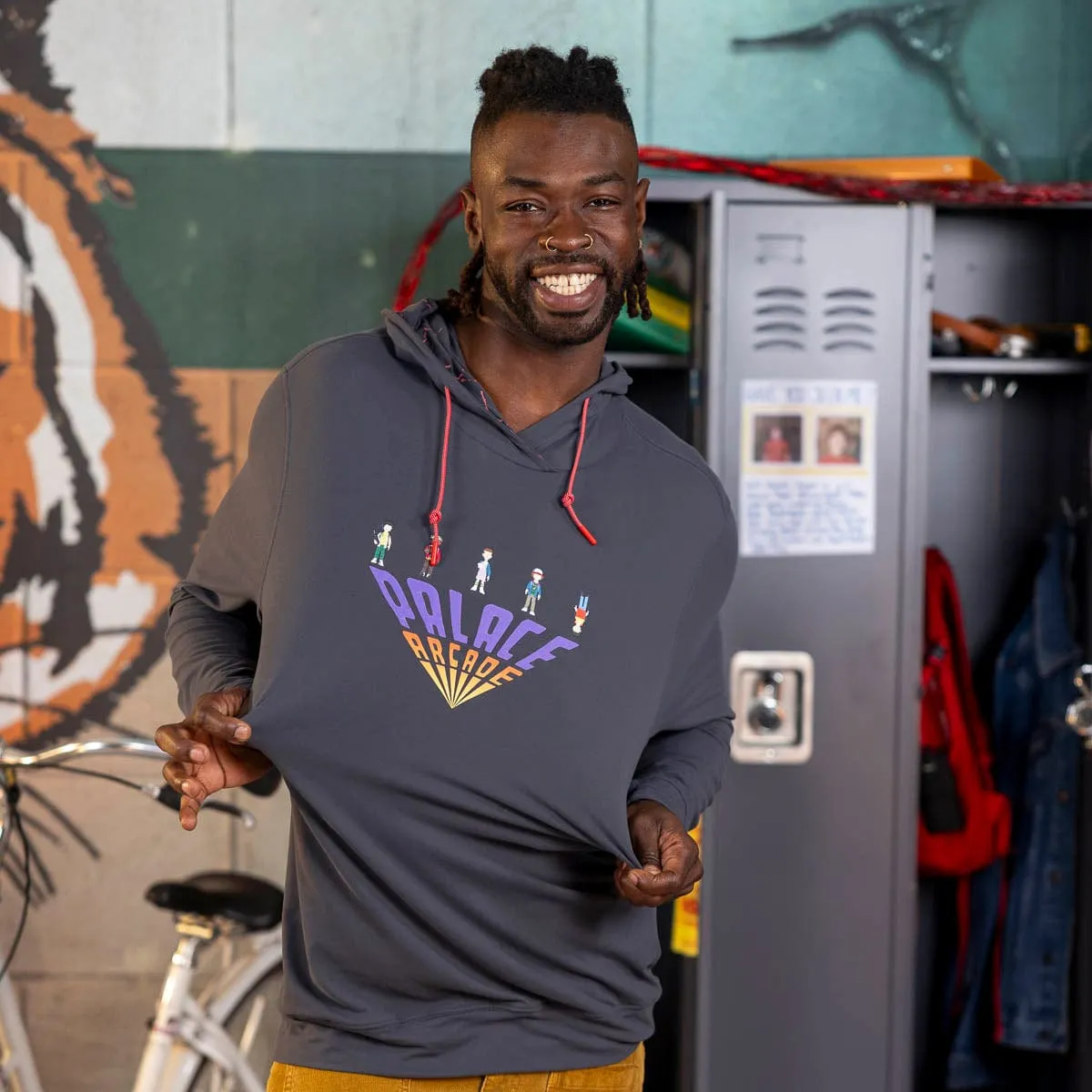 Stranger Things "Palace Arcade" – Performance Hoodie