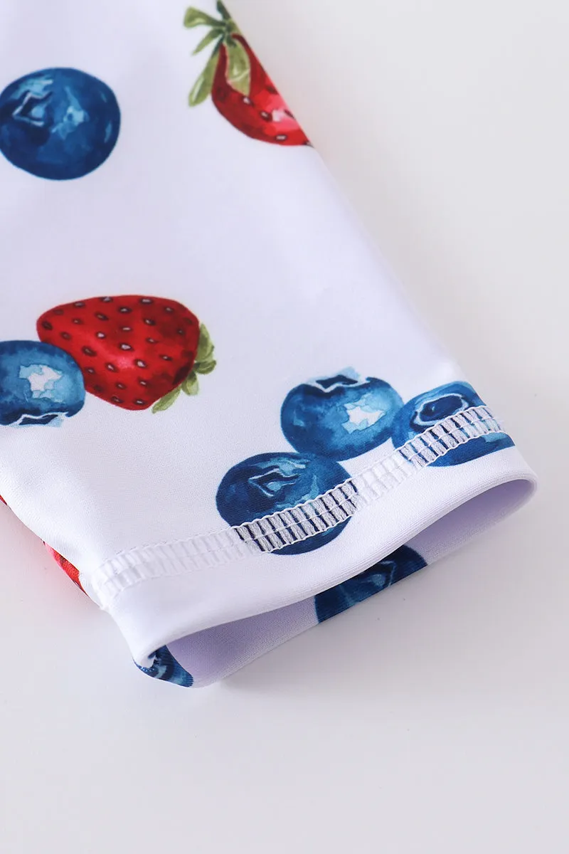 Strawberry print 2pc long sleeve rashguard swimsuit UPF50 