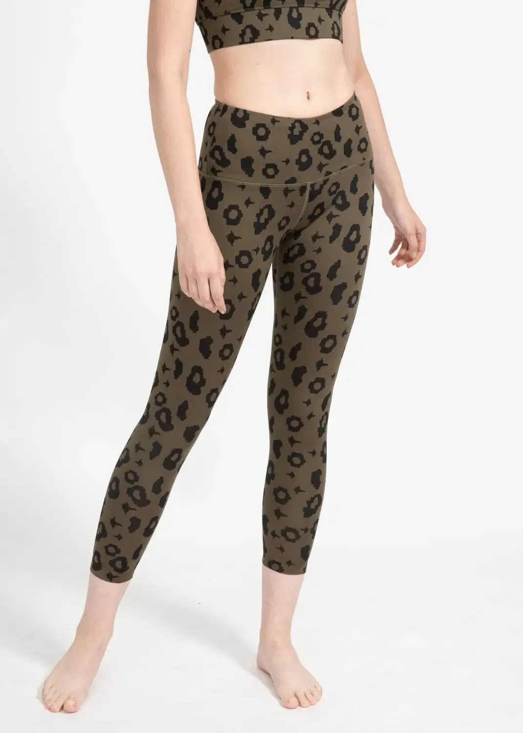 Surf & Yoga Leggings in Green Leopard