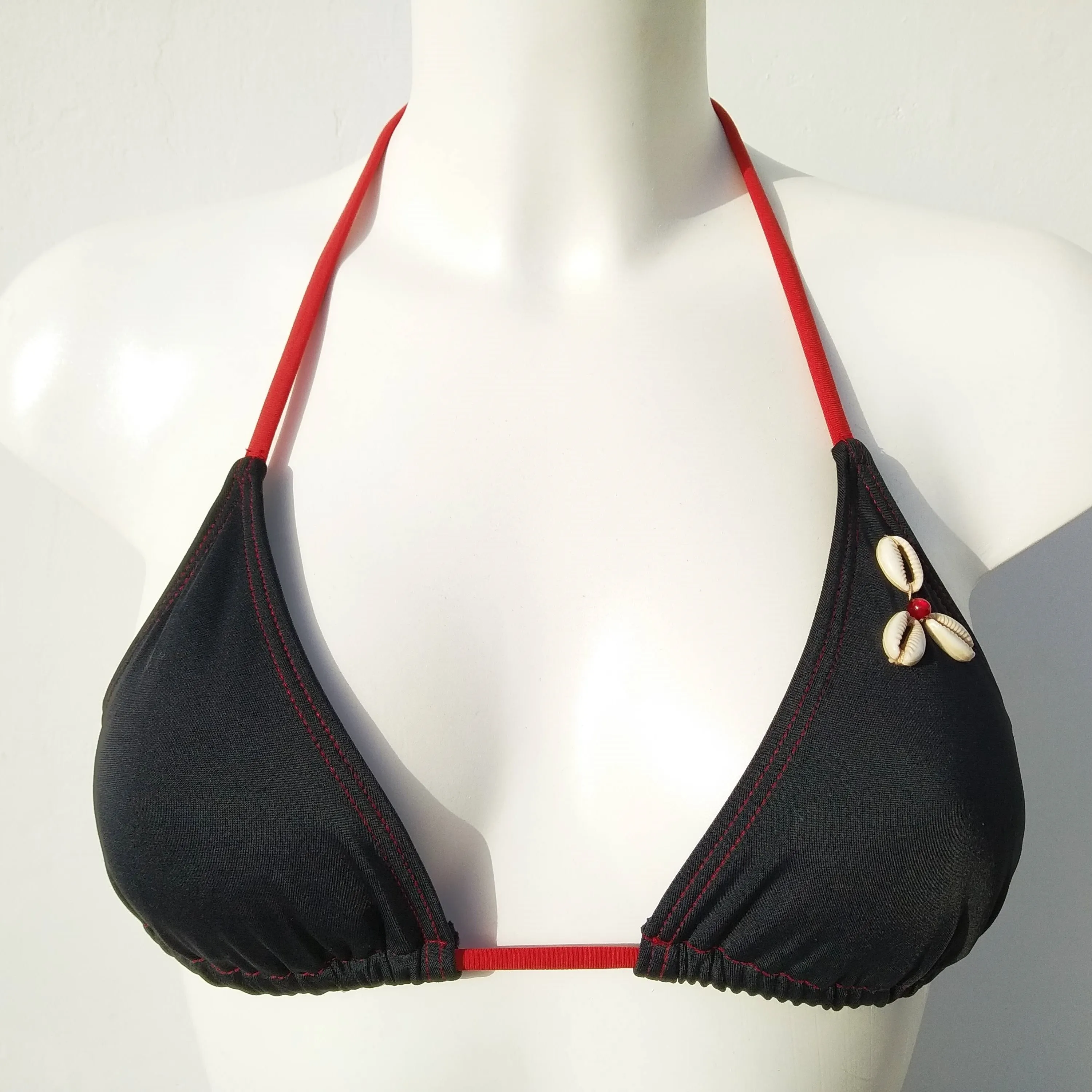Triangular Bikini Bra Seashell Decoration