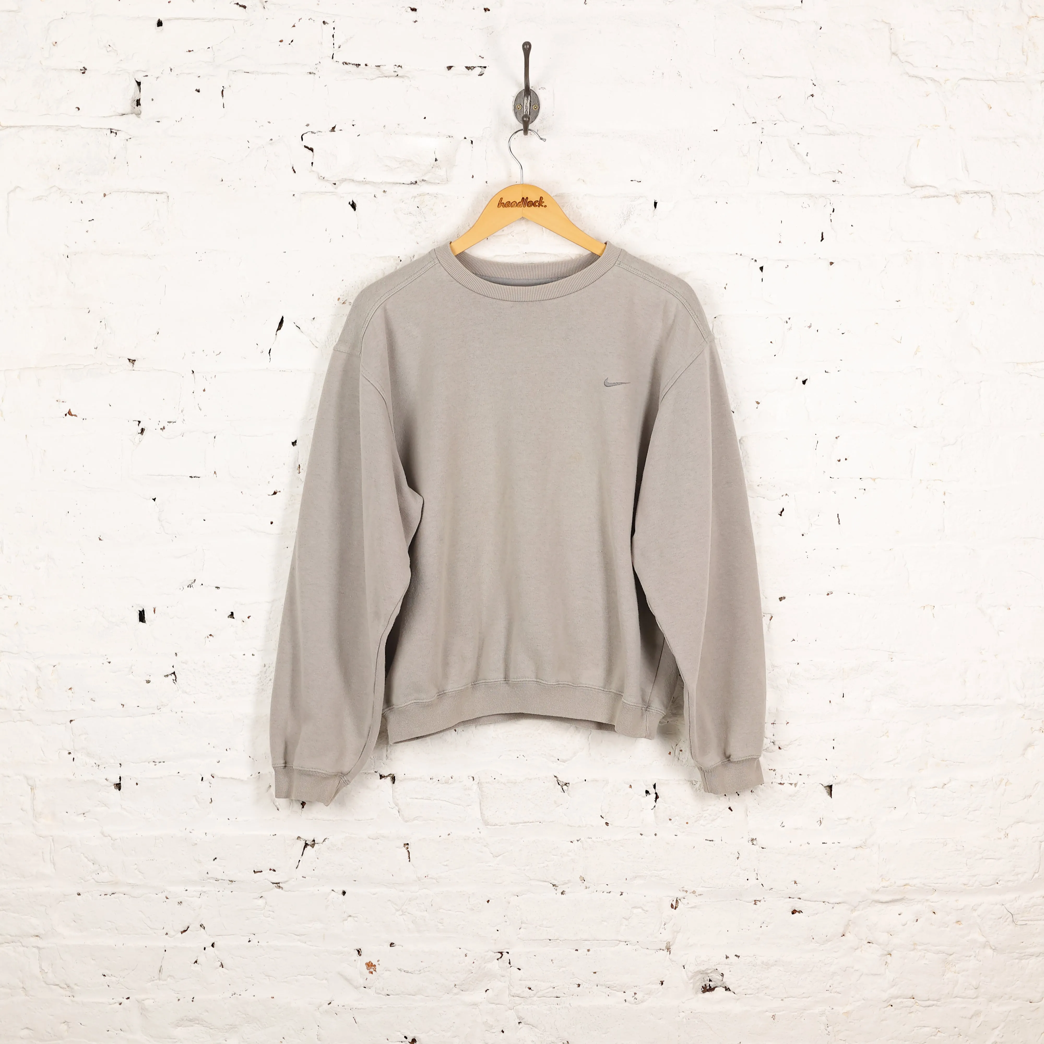 Women's Nike Cropped Sweatshirt - Grey - Women's M